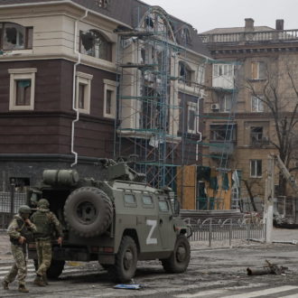 Copertina di La Nato a est, ecco i rischi: il Fatto di domani 15 aprile