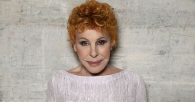 Copertina di Ornella Vanoni festeggia 90 anni con un video: “Potete pensare che io sia triste e invece no, mi sento come ieri”