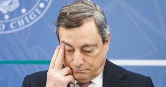 Copertina di Sindaci, pm, industriali: tutti mollano Supermario