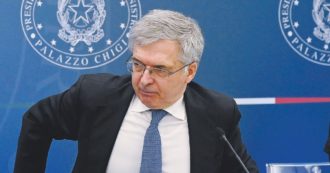 Copertina di Dal Def al Catasto, fino ai balneari: mine sul governo