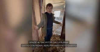 Copertina di Ucraina, il video del piccolo Makar tra le macerie della sua casa a Mariupol: “Ecco quello che resta, grazie ai salvatori russi”