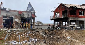 Copertina di Guerra in Ucraina, la diretta – Usa: “Russia muove artiglieria pesante e aerei nell’est”. Putin decora la brigata accusata del massacro di Bucha