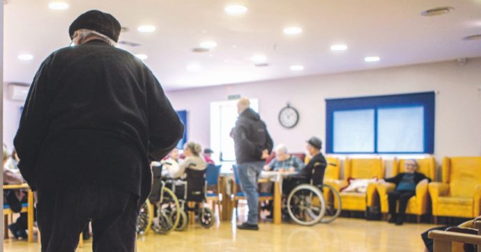 Rsa, 1 su 2 ha i mesi contati: 2 mila le strutture a rischio