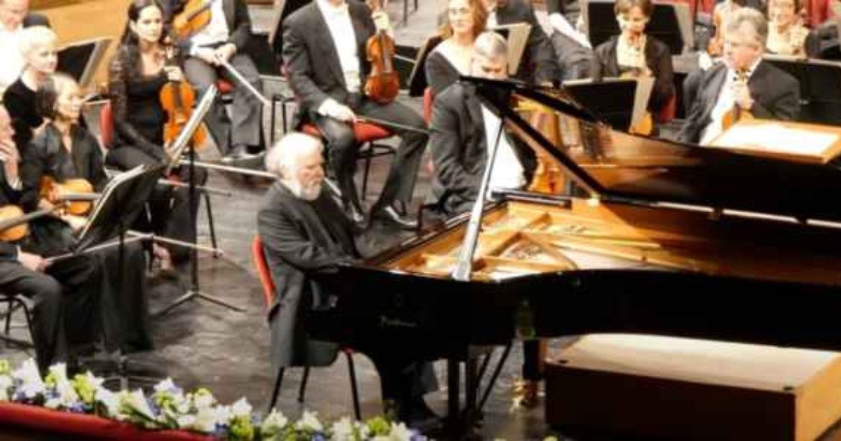 Morto Radu Lupu, addio al grande pianista: le sue interpretazioni hanno fatto la storia della musica, suonò con Karajan e Bernstein