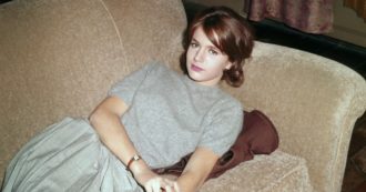 Copertina di Catherine Spaak, attrice già a 14 anni. I suoi inizi come ‘lolita’, da Tognazzi all’armata Brancaleone