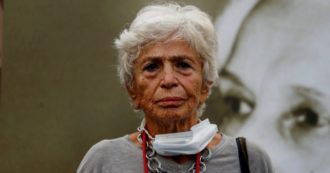 Copertina di Luciana Castellina: “Il Pd sulla guerra? Un vero scandalo”