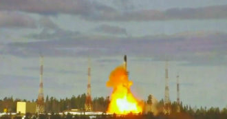 Guerra Russia-Ucraina, test del missile intercontinentale Sarmat: This video diffuso da Mosca