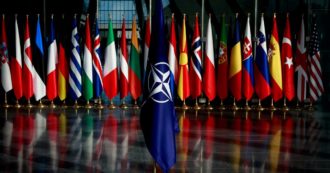 Copertina di Nato, cosa pensano gli ‘altri neutrali’ dopo la richiesta d’adesione di Svezia e Finlandia: dai ‘cedimenti’ in Austria alla fermezza di Malta