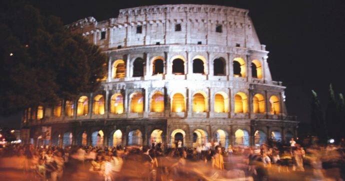 Copertina di Una “Spoon River” all’ombra del Colosseo, da Risi a Rosselli