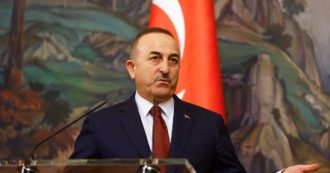 Guerra in Ucraina, ministro degli Esteri turco Cavusoglu: “Alcuni Paesi Nato vorrebbero che la guerra continuasse per indebolire Mosca”