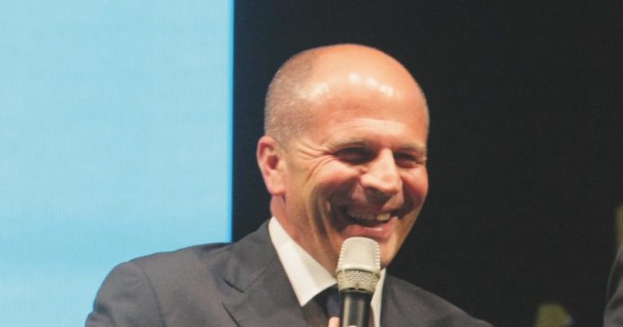 Bari, arrestato sindaco di Polignano a Mare