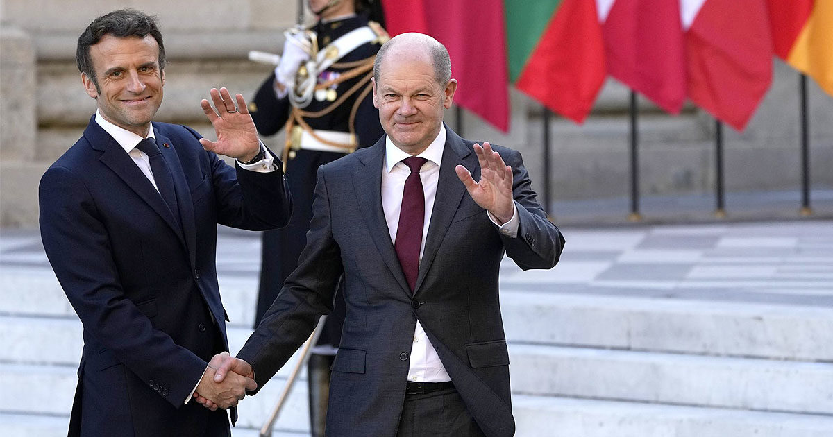 Guerra in Ucraina, Francia e Germania si smarcano da Usa e Nato: “Non saremo cobelligeranti”. Macron: “Ue sostenga Kiev, ma parli con Putin”