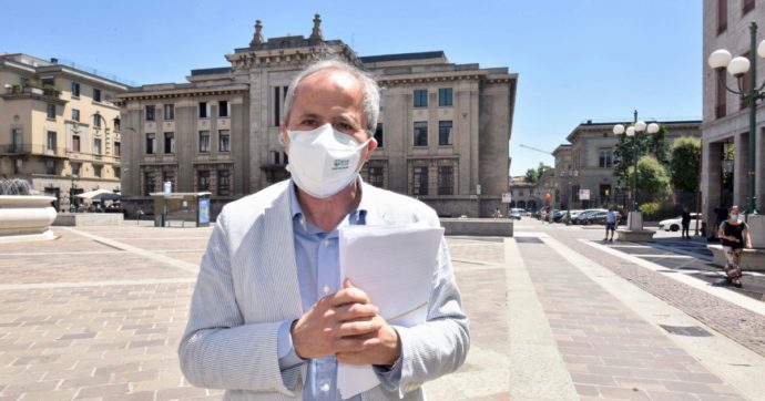 Crisanti: “Covid, il governo sbaglia priorità, bisogna proteggere i fragili”