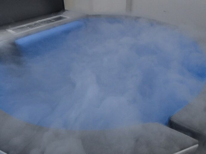 Crioterapia in strutture non autorizzate o eseguita da personale non qualificato: controlli dei Nas in 488 centri, 16 le denunce