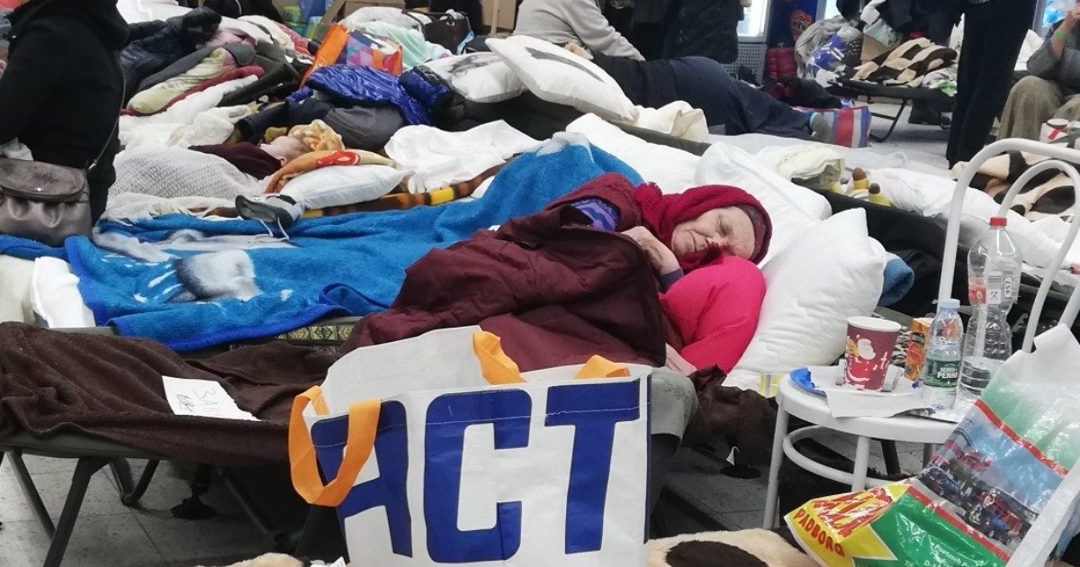 “In Polonia il flusso dei profughi ucraini è cambiato: da 4mila al giorno a 900. E mancano ong per il trasporto in Italia”