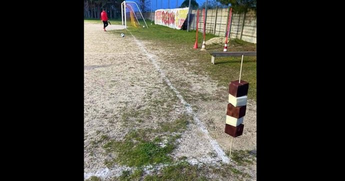 Domeniche Bestiali – Cos’è l’arte? Un arrosticino gigante al posto della bandierina del calcio d’angolo