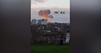 Guerra Russia-Ucraina, missili su Kiev durante la visita del segretario Onu Guterres: i video girati subito dopo l’attacco