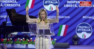 Copertina di Centrodestra, Giorgia Meloni chiude la convention di Fratelli d’Italia: “Si vince e si perde insieme, non ci si allea con i nostri avversari”