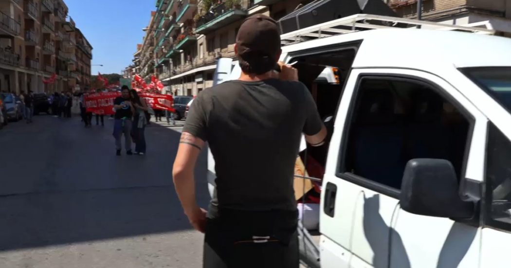 Napoli, la diretta video della manifestazione per il Primo maggio