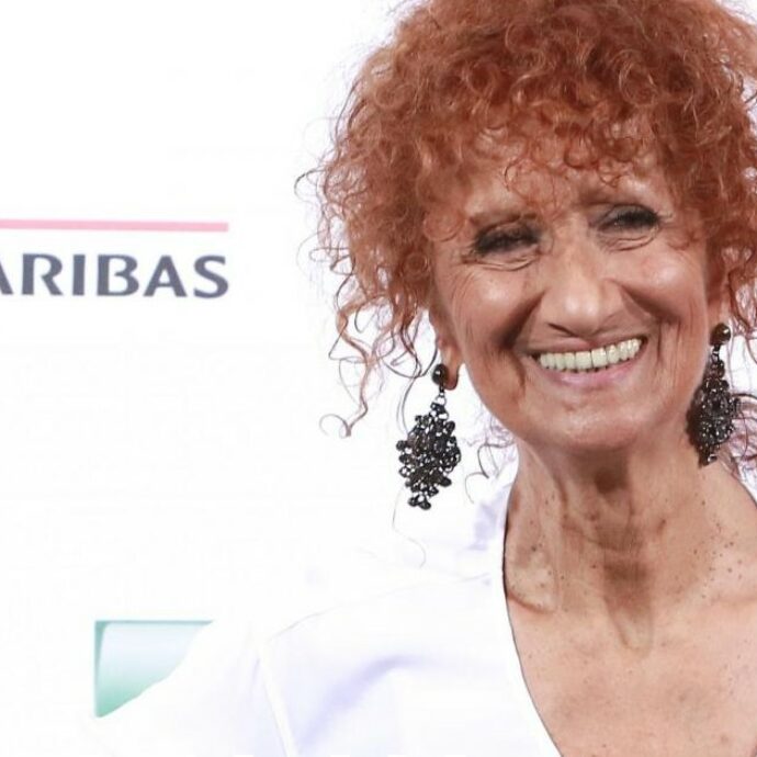 “Paolo Villaggio? Barbara D’Urso gli chiese come mi avesse scelta e lui rispose ‘come si sceglie un cesso’, poi quando uscimmo dallo studio fu tenero”: parla Anna Mazzamauro