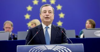 Copertina di Zitti e mosca: le domande oscene a Dragov