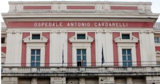 Copertina di Napoli, 25 medici del Pronto soccorso del Cardarelli: “Reparto congestionato, pronti a dimetterci”. E in 24 ore arrivano 200 pazienti