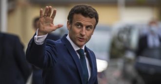 Copertina di Francia, Macron per rilanciare il partito gli cambia il nome: si chiamerà “Renaissance”. Intanto la sinistra si compatta con Mélenchon