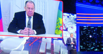 Interviste-comizi, il senso della stampa per la censura