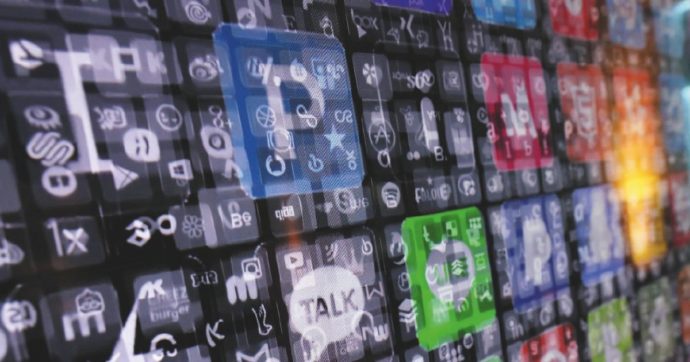 Dalla tivù ai social: “L’opinionismo è la malattia mortale di questi anni”