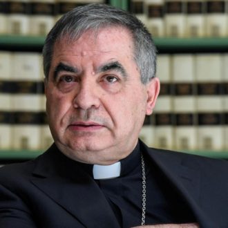 Copertina di 1. L’arrivo di Becciu alla Segreteria di Stato