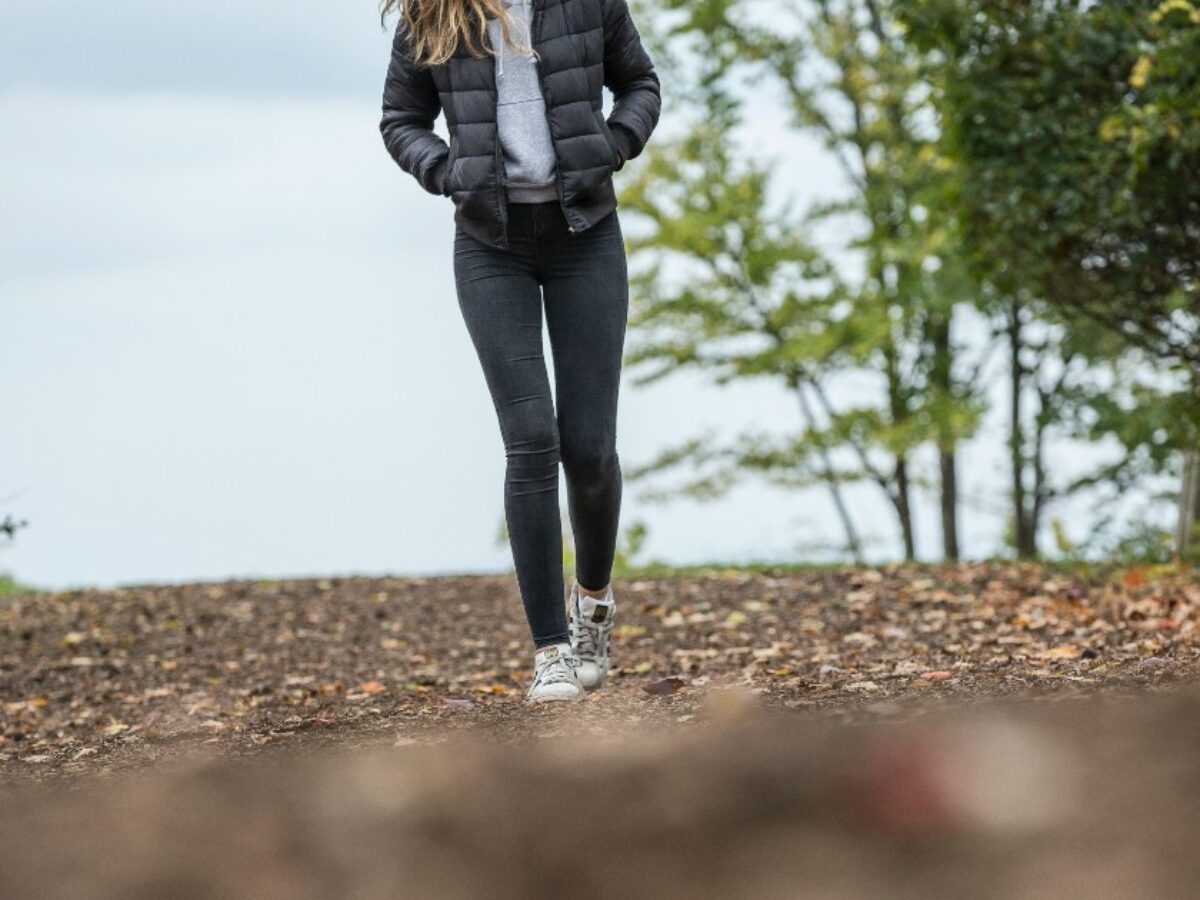 15 minuti al giorno di attività fisica sono sufficienti? Parla l’esperto: “Attenti alle fake news sull’acido lattico, l’obiettivo dei 10mila passi è stato travisato”