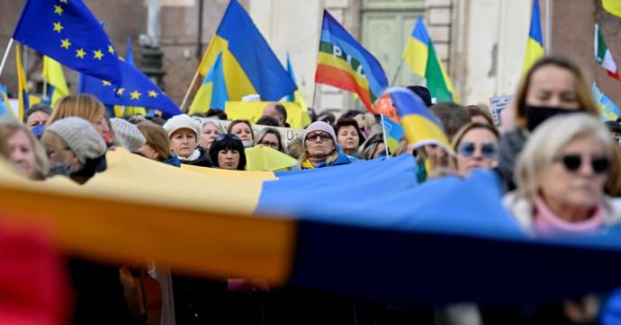 Copertina di Corteo per la pace a Kiev: “Non ora, siamo in battaglia”