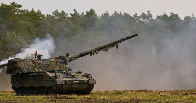 Guerra in Ucraina, soldati di Kiev in Germania: l'addestramento nella  scuola di artiglieria. Ecco quali armi pesanti può inviare Berlino - Il  Fatto Quotidiano