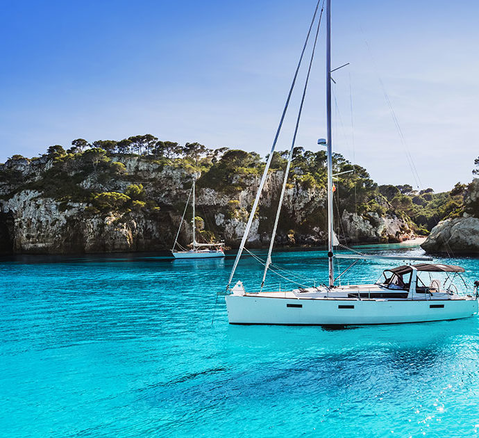 Vacanze in barca, il Mediterraneo da vivere