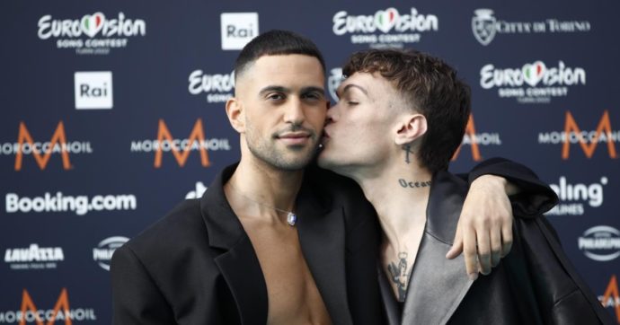 Eurovision 2022, Mahmood e Blanco: “Per gli spagnoli siamo favoriti perché coppia omoerotica? Perché danno etichette? Non capiamo come mai siano incattiviti”