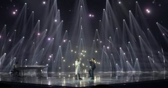 Copertina di Eurovision 2022, a steward e hostess contratti da 5,19 euro lordi all’ora e turni fino a 15 ore: “Ecco l’altra faccia dei grandi eventi”