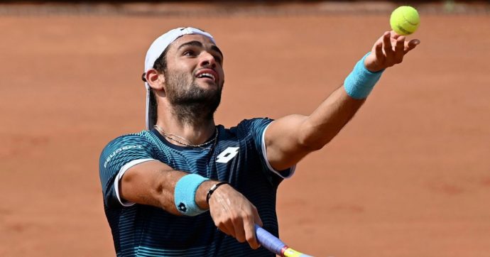 Copertina di Berrettini si allena, ma salta Roland Garros