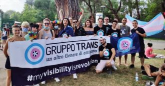 Copertina di Omotransfobia e discriminazioni sul lavoro, le associazioni: “In Italia una legge vecchia di 40 anni, la politica non resti immobile”