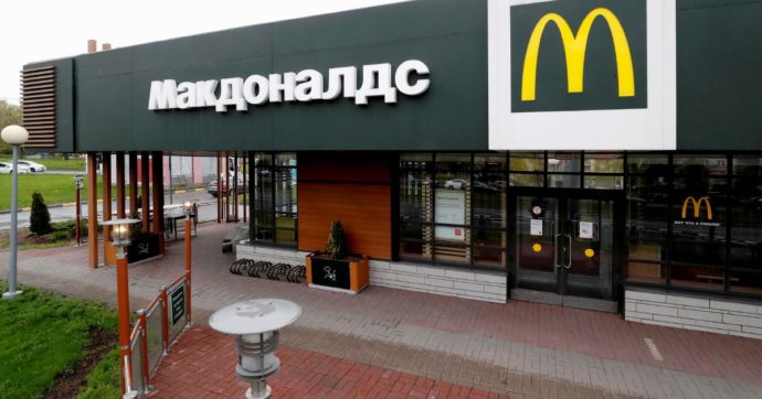 Copertina di McDonald’s e Renault, addio a Mosca (ma a modo loro)