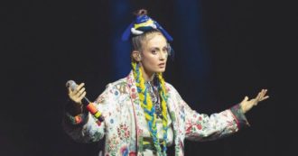 Copertina di Alina, la rapper sostituita perché era stata in Crimea