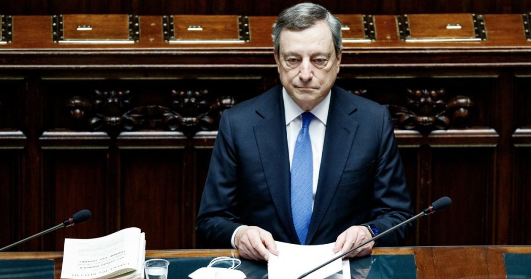 Riforme bloccate e Pnrr a rischio, Draghi convoca i ministri d’urgenza: “Ddl Concorrenza va approvato entro maggio, pronti alla fiducia”