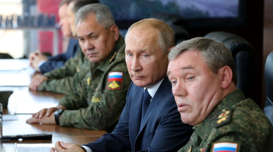La Russia simula un “massiccio attacco nucleare di risposta” sotto gli occhi di Putin