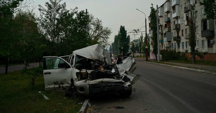 Guerra in Ucraina, la diretta – Telefonata tra capi di stato maggiore di Usa e Russia. Nato: “Sosterremo Kiev fin quando sarà necessario”