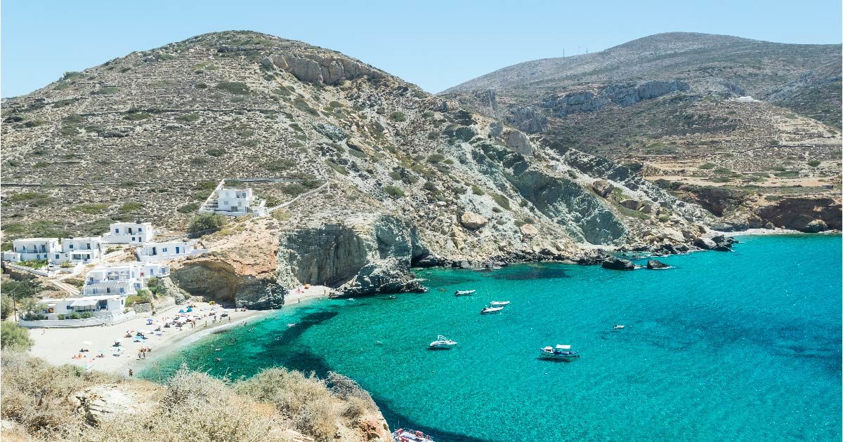 Non solo Naxos e Santorini: ecco le isole Cicladi come non le hai mai viste