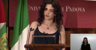 Copertina di Padova, il discorso della studentessa davanti a Mattarella: “È libero uno Stato che affossa il ddl Zan? Abbiamo record di persone trans uccise”