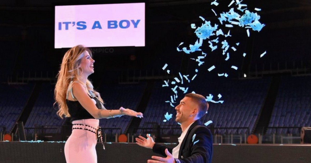 Chiara Nasti affitta l’Olimpico per il suo “gender reveal party” e scoppia la polemica, lei replia: “Disprezzate perché non potete avere lo stesso”