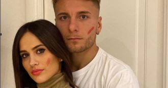 Copertina di Ciro Immobile e Jessica Melena genitori per la quarta volta, il tenero annuncio ai figli: “Nella pancia di mamma c’è un bimbo”