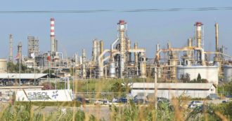 Copertina di In attesa delle sanzioni, l’Italia compra più greggio dalla Russia