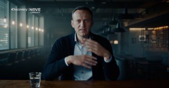 Copertina di “Navalny: sfida a Putin”, sul Nove il documentario dedicato al politico e attivista russo con il racconto in prima persona dell’avvelenamento