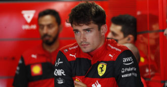 Formula 1, la Ferrari di Leclerc conquista la pole position in Spagna davanti alla Red Bull di Verstappen e al compagno di squadra Sainz